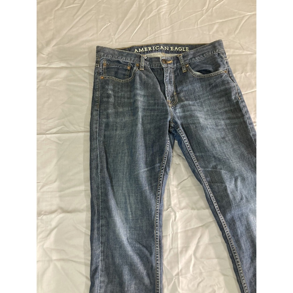 American Eagle Outfitter Jeans Men's Size 32x30 Blue Denim Straight 5-Pockets - Picture 4 of 13